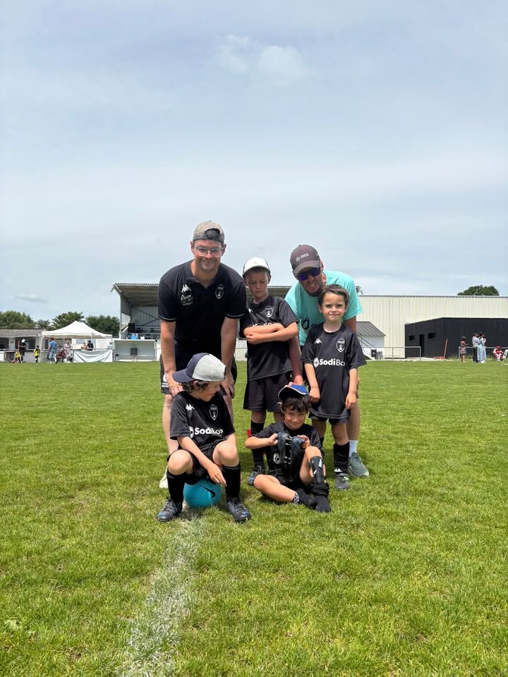 TOURNOIS U6 U7 En photo voici les 18 clubs qui 1 1119557060215444 - Accueil