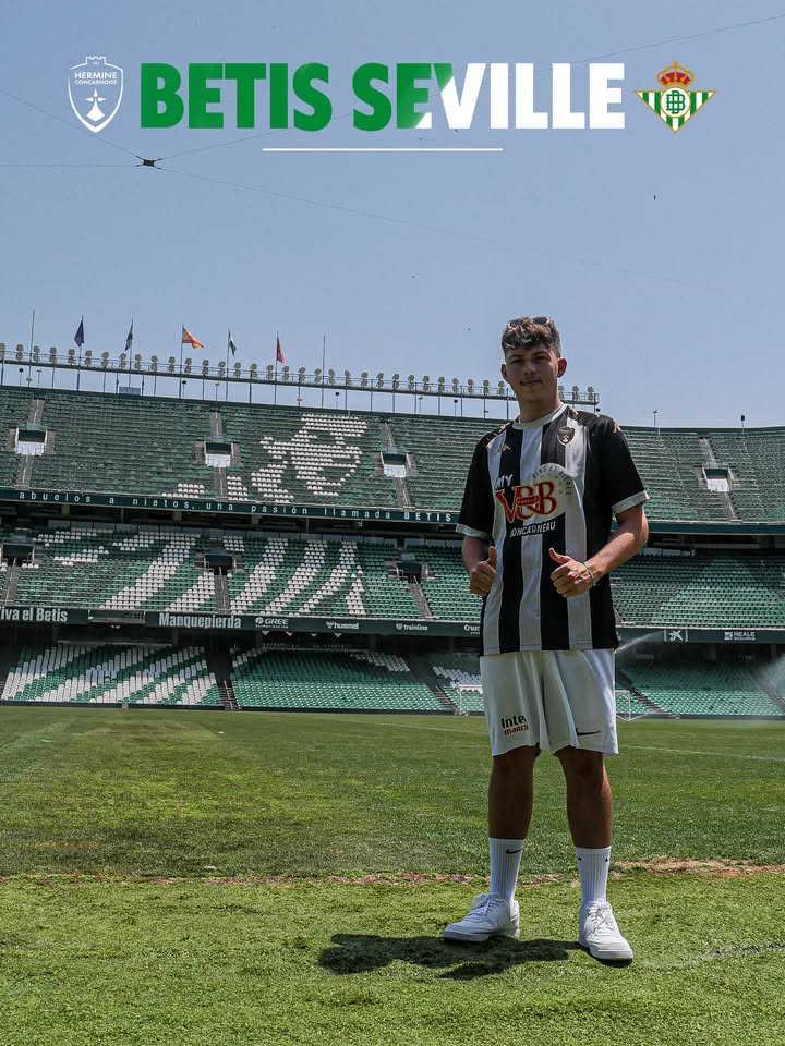 𝐓𝐑𝐀𝐕𝐇𝐄𝐑𝐌𝐈𝐍𝐄 • Notre photographe CM arbitre officiel ainsi que joueur 1 1138004485037368 - Accueil