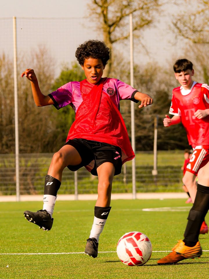 Quelques cliches de lentrainement U14 de ce soir encadre par 1 1371936231644191 - Accueil Quelques cliches de lentrainement U14 de ce soir encadre par 1 1371936231644191 - Accueil